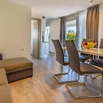Mobile Superior-10 By Interhome Ferienhaus Pula