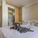 Mobile Superior-10 By Interhome Ferienhaus Pula