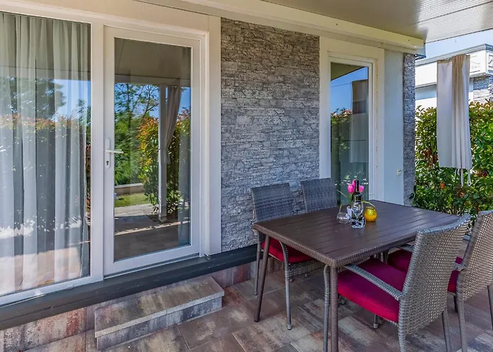 Mobile Superior-10 By Interhome Ferienhaus Pula